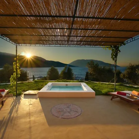 Villa Acropolis Számi